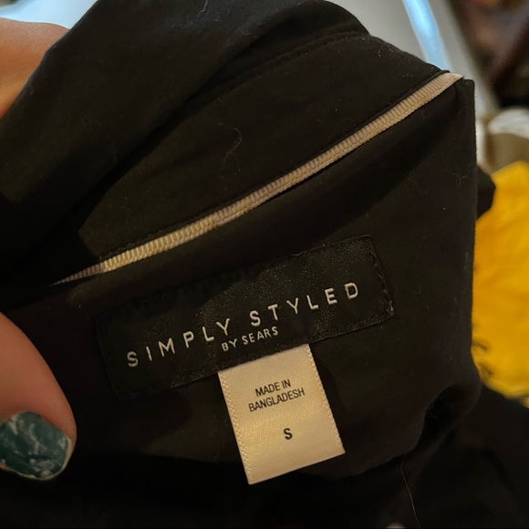 Button down shirt - Picture 3 of 3